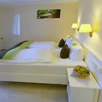 Waldhotel Wilhelmshoehe 3*